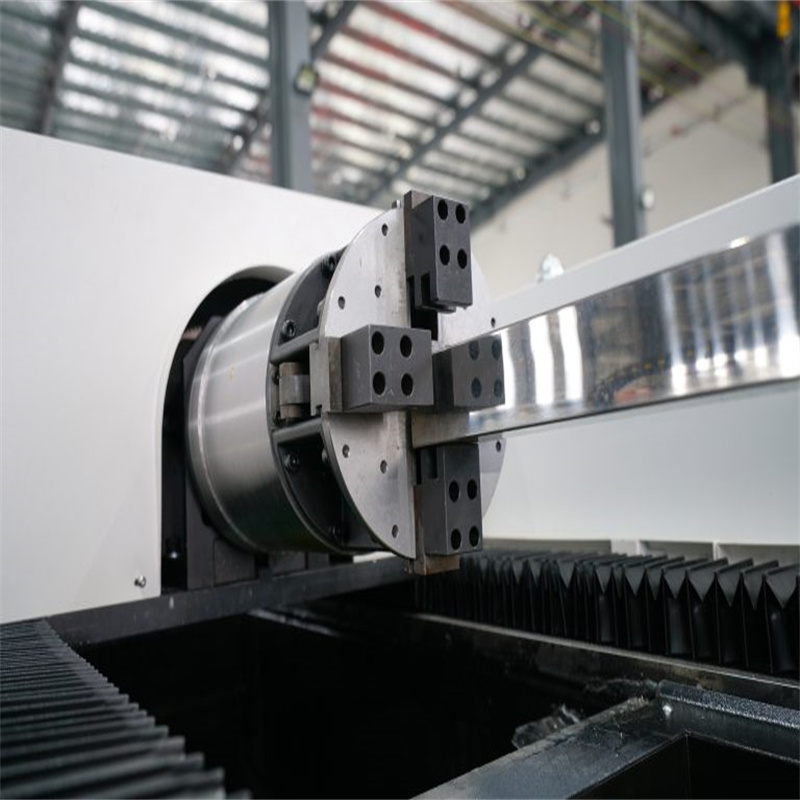 Kina høj kvalitet billig 3kw fiber laser skæremaskine pris
