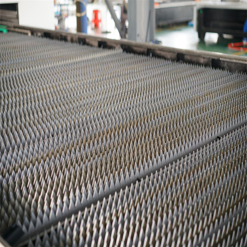 Fiberlaserskæremaskine 1000 2000 3000w til stål kobber aluminium