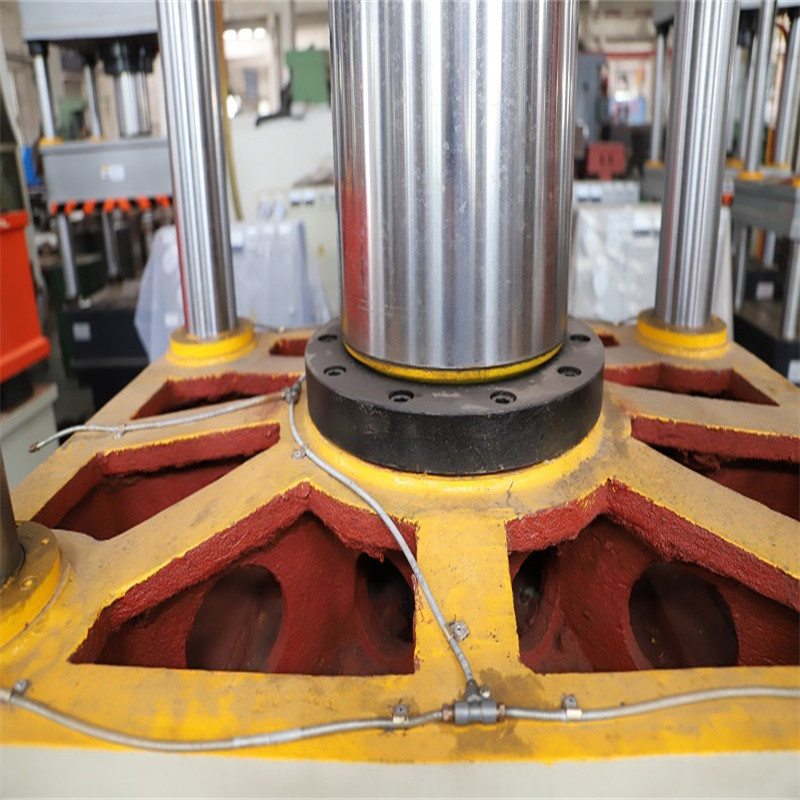 Fire-søjlet hydraulisk pressemaskine 100t koldekstruderingspresse