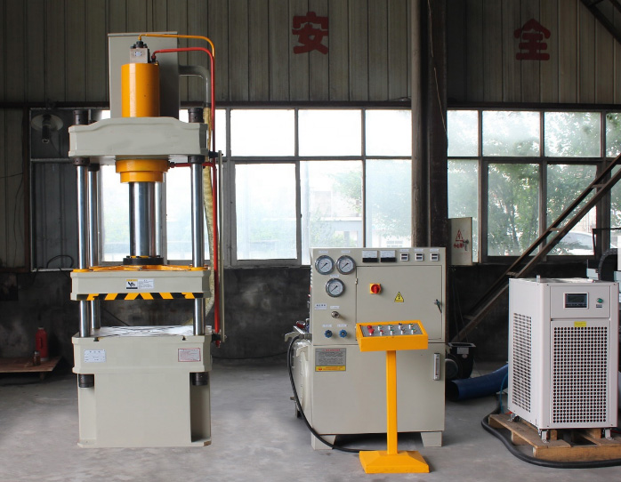 Kina dybtrækkende hydraulisk pressemaskine