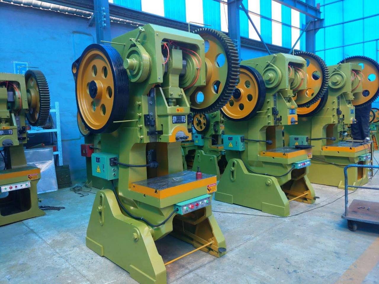 Mekanisk pressemaskine, 100 tons kraftpressepris