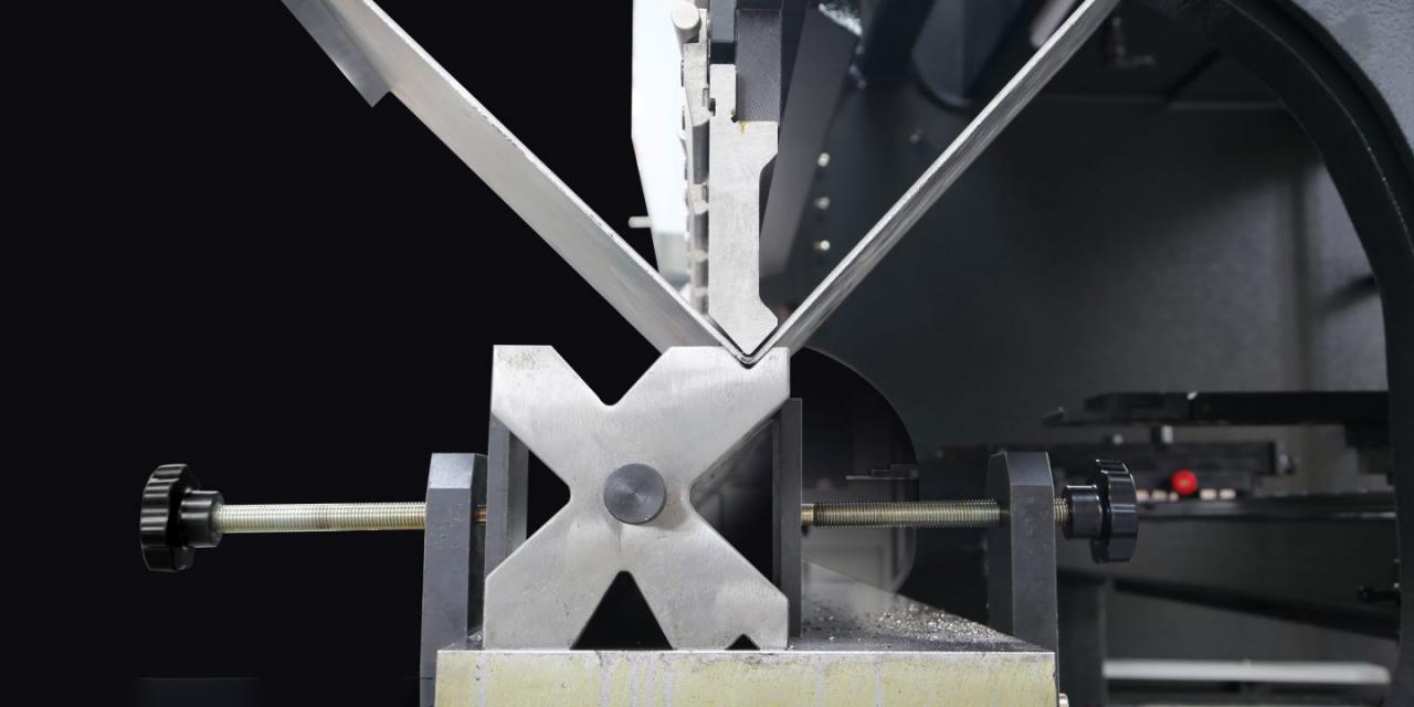 Wc67 Hydraulisk kantpresse / CNC pressebøjningsmaskine / pladebøjningsmaskine Kina