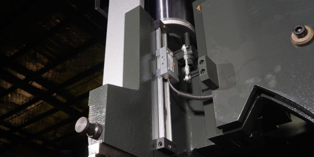Wc67 Hydraulisk kantpresse / CNC pressebøjningsmaskine / pladebøjningsmaskine Kina